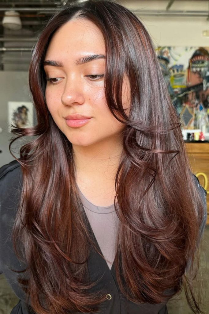 Soft U-Shaped Long Layers With Face Frame