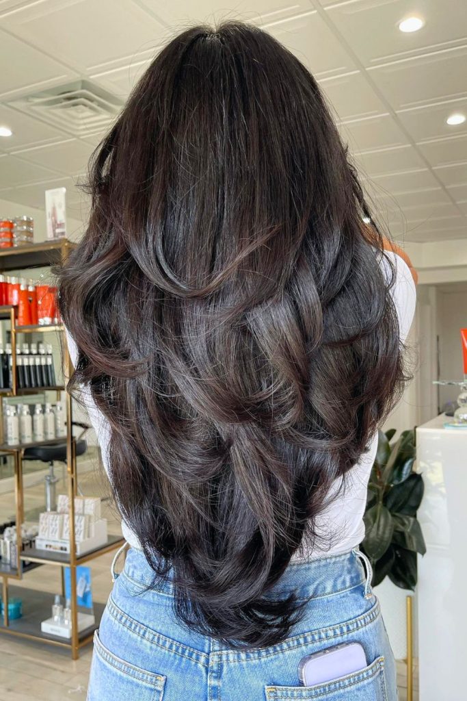 V-Cut Long Layers With Face Framing