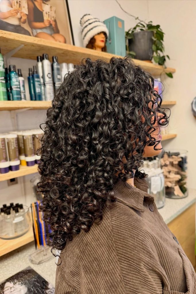 Round Layers for Curly Hair
